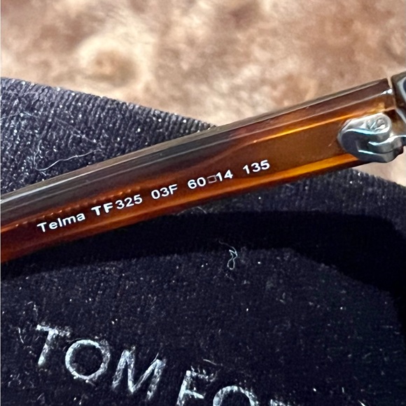 Authentic Tom Ford Sunglasses - Picture 6 of 6